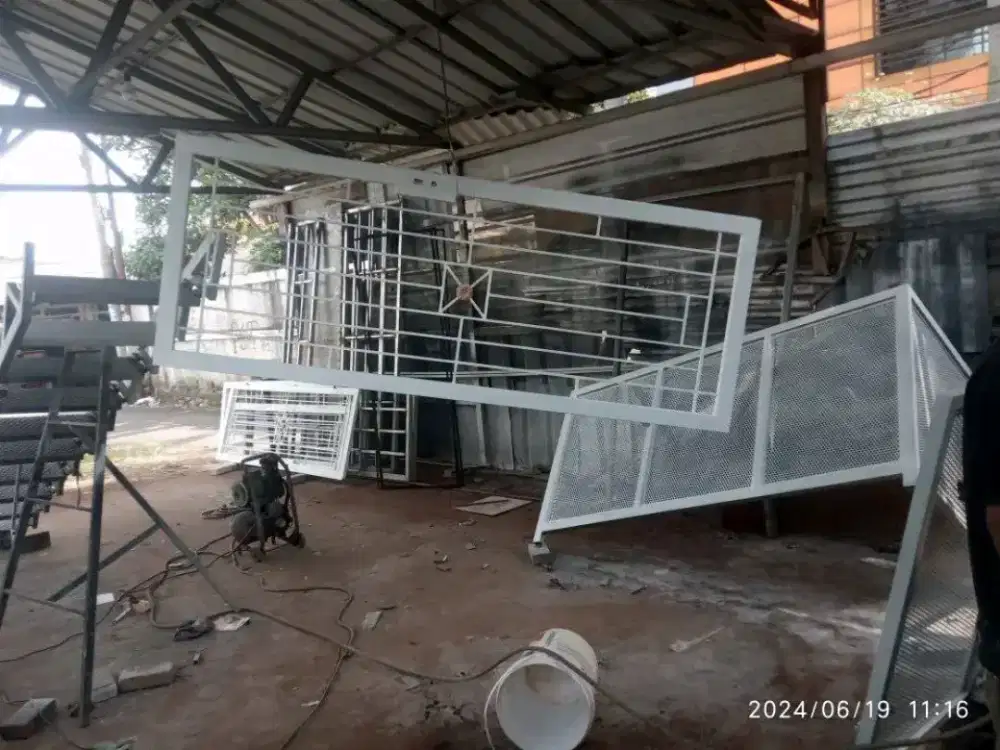 Tukang las kanopi pagar tralis pintu besi