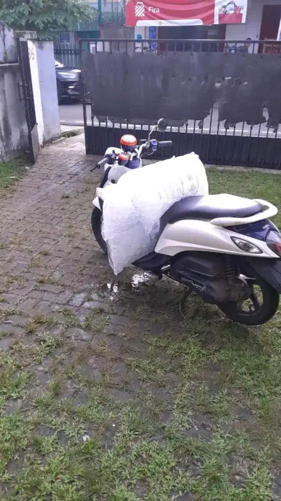LOWONGAN KERJA PARUH WAKTU DRIVER KURIR PENGANTAR ES KRISTAL