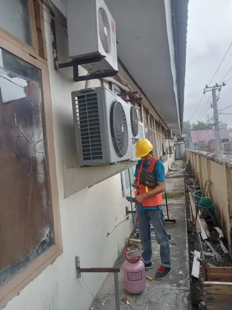 bongkaR pasang AC,isi freon,cuci AC & juaL beli AC dll