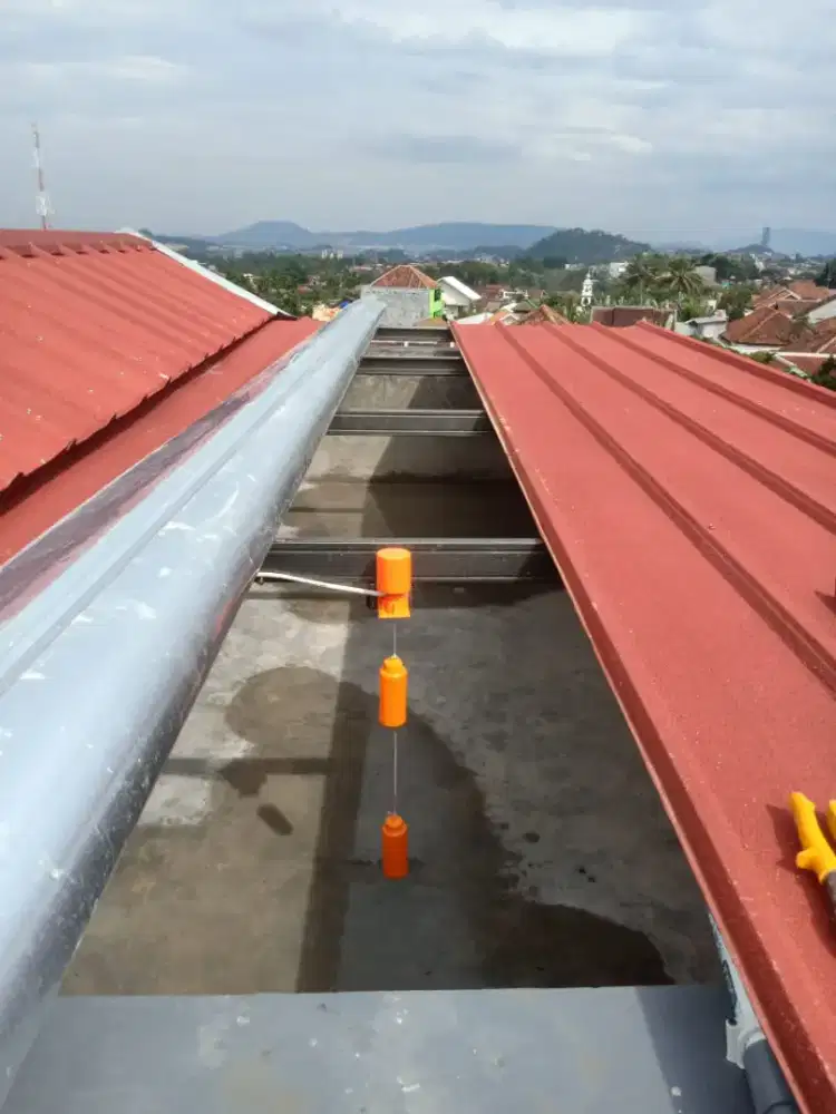 Tukang bangunan