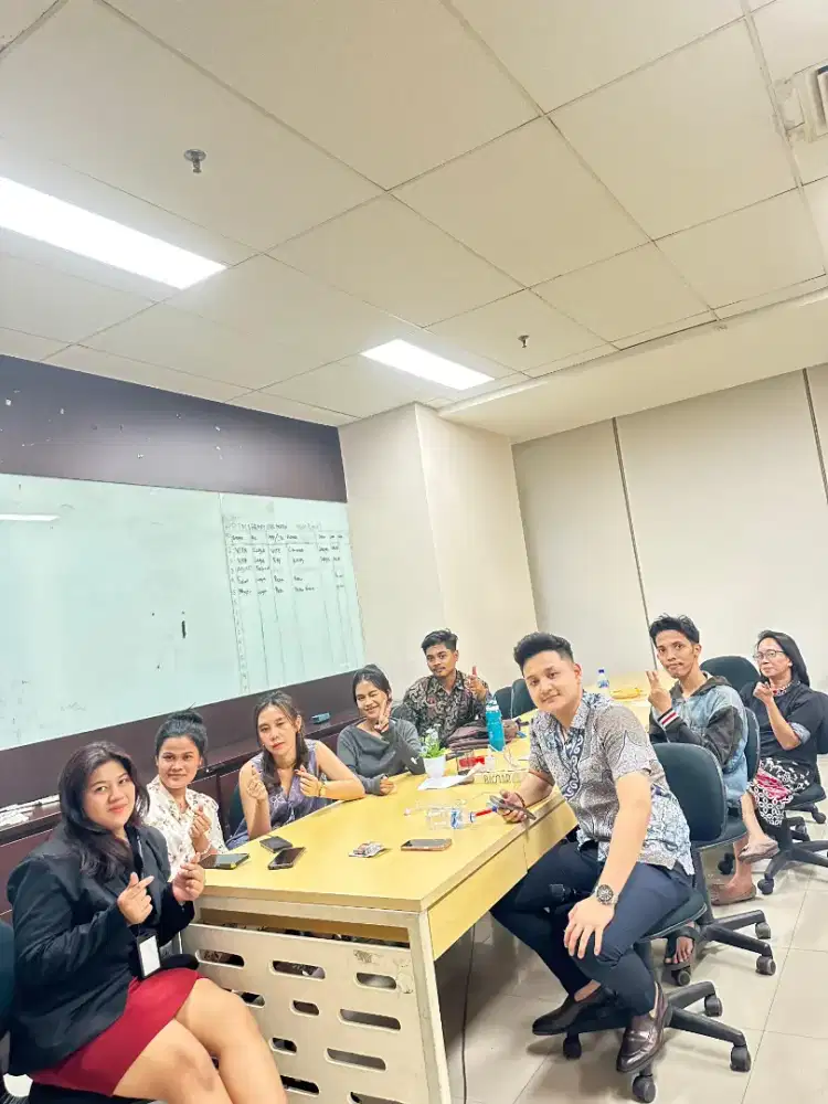Dibutuhkan segera karyawan staff office dan asisten staff