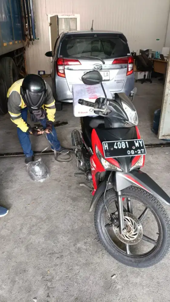DIBUTUHKAN: Operator Cilok Gerobak Keliling