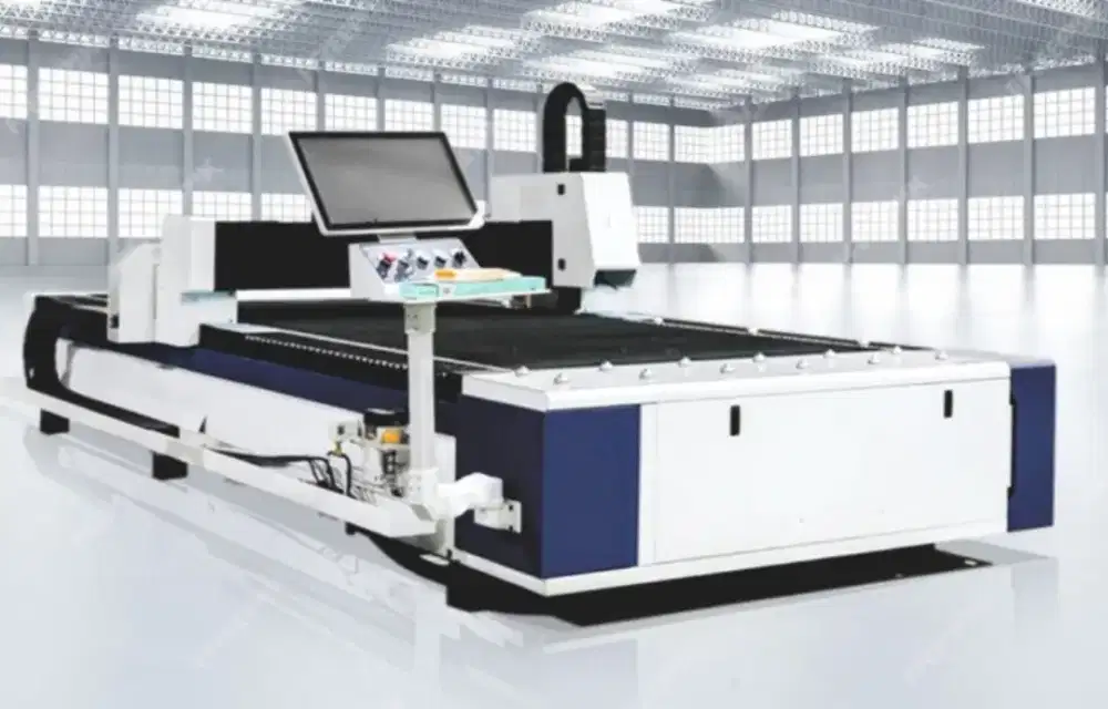 Operator Mesin CNC Laser