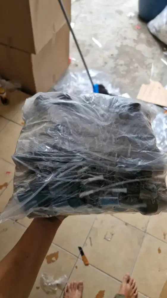DIBUTUHKAN ADMIN dan GUDANG dan EDITOR