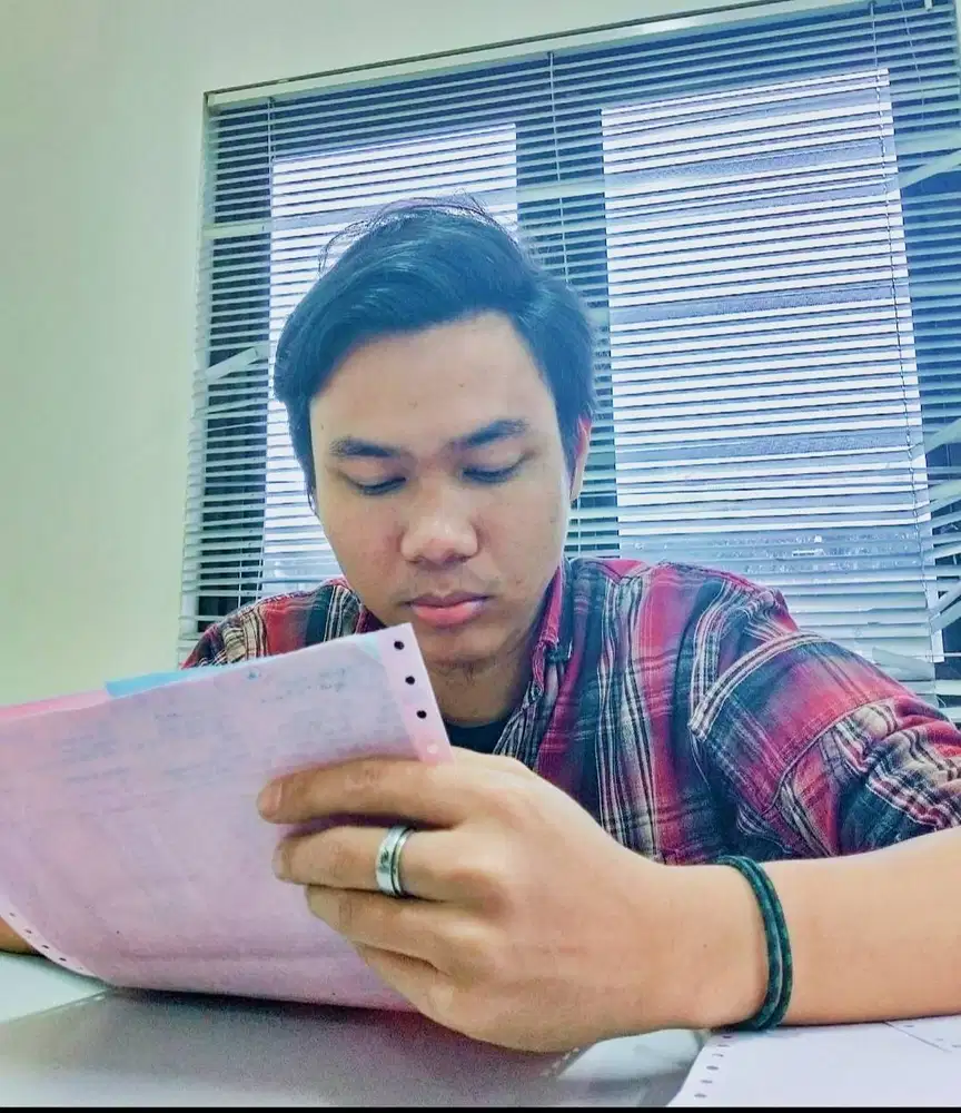 Butuh kerja ex. Administrasi distributor