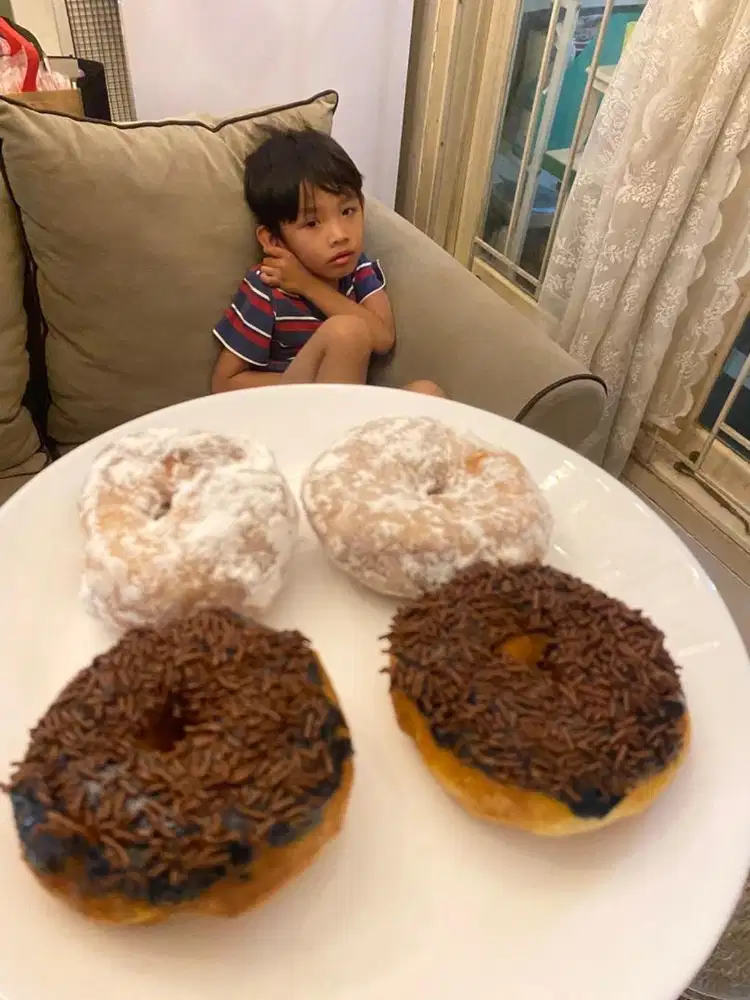 Dicari pengasuh/ nemenin anak umur 6 tahun