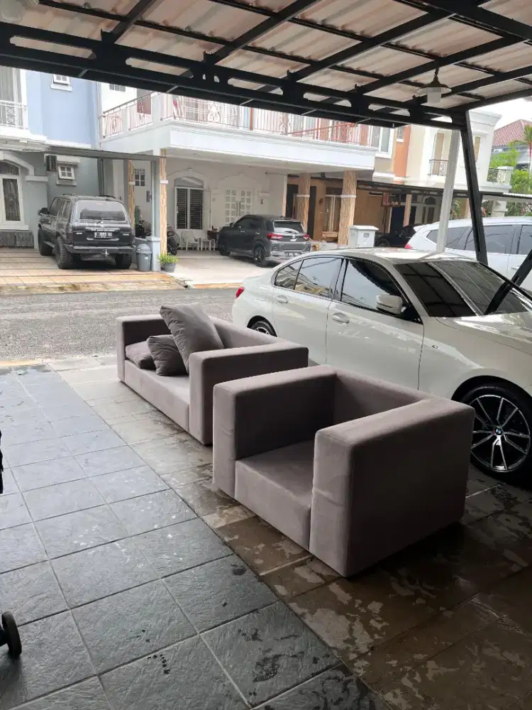 Layanan jasa cuci kasur, sofa, dan karpet