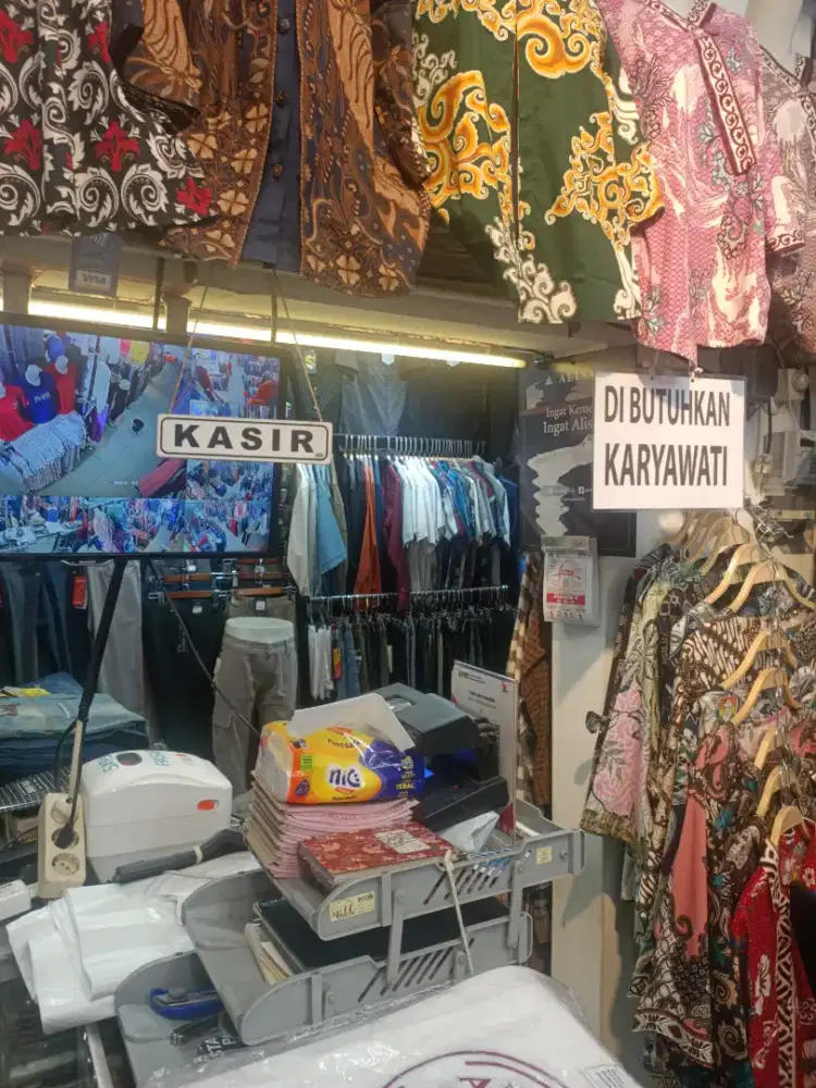 Dibutuhkan karyawati