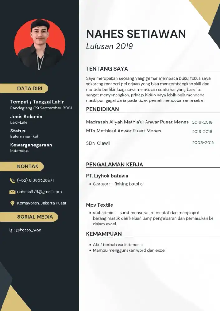 mengembangkan diri dengan mencari pekerjaan yang menyenangkan