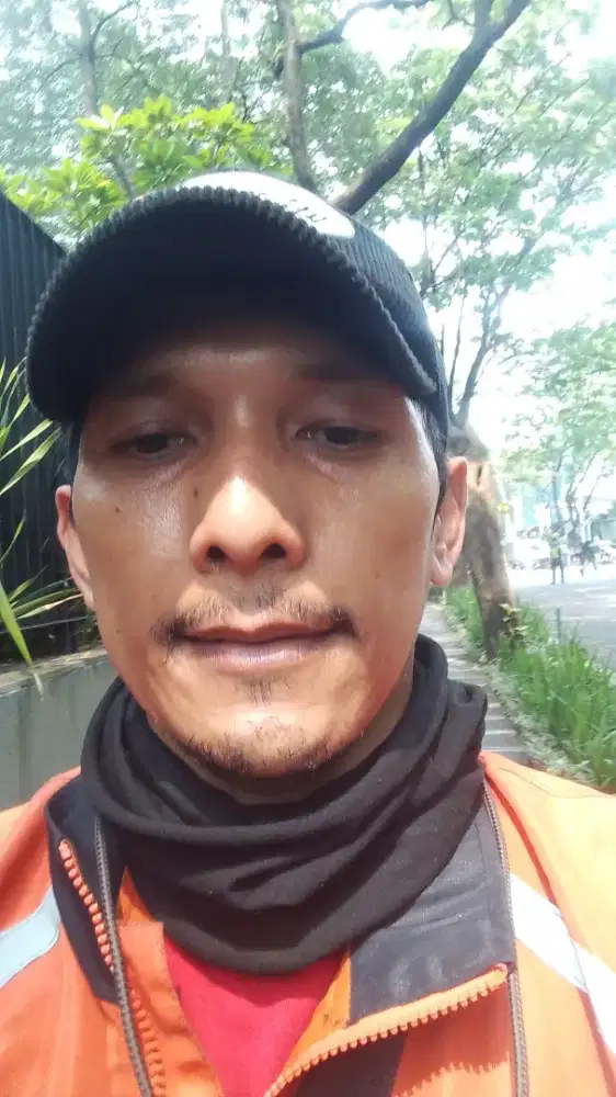 Saya mencari pekerjaan