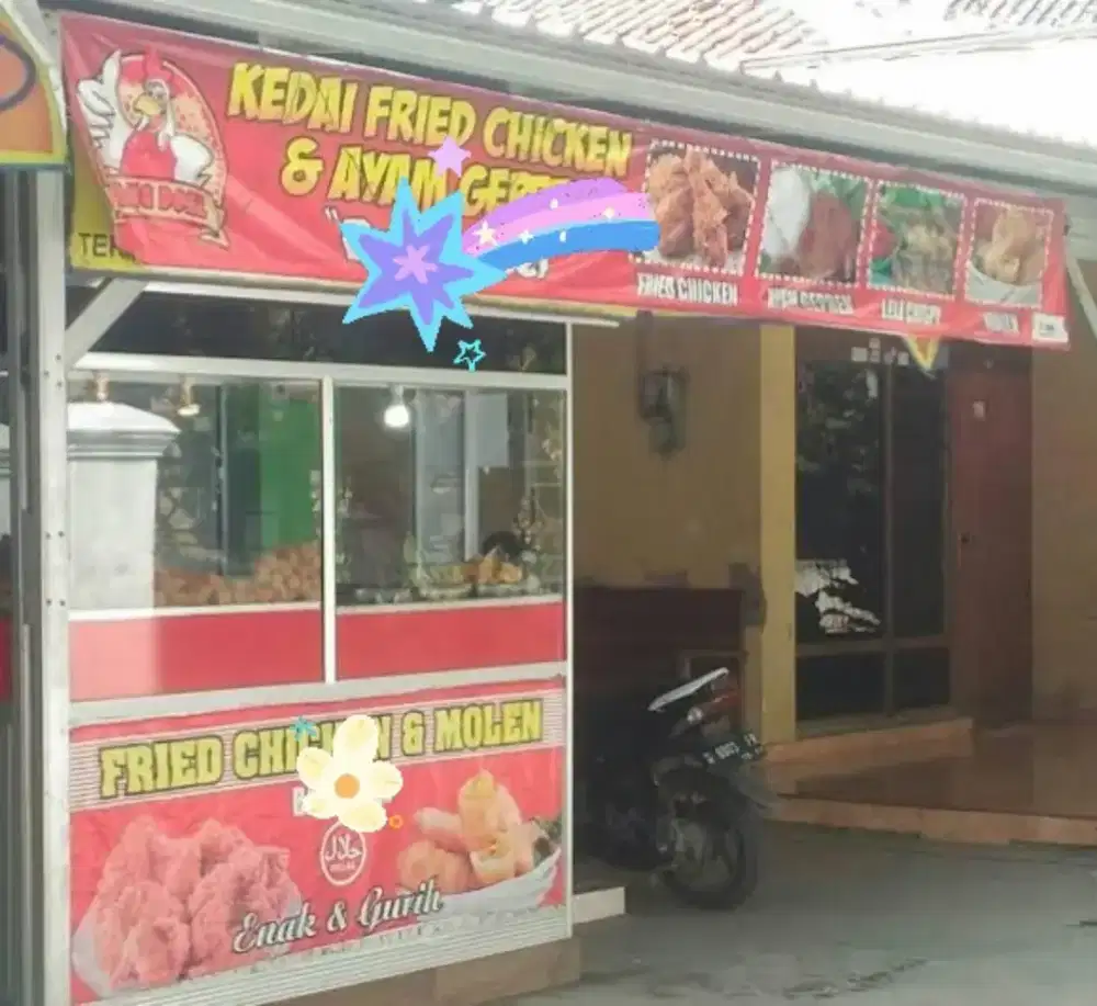 Jaga kios Fried Chicken