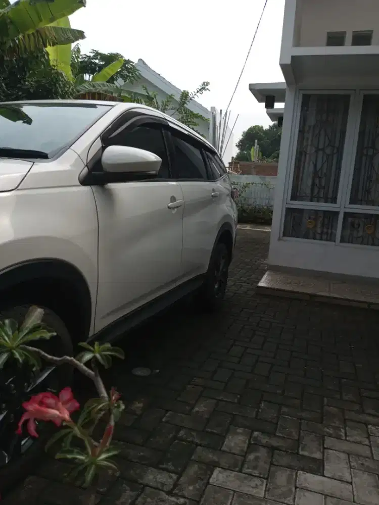 Rental mobil lepas kunci / plus driver