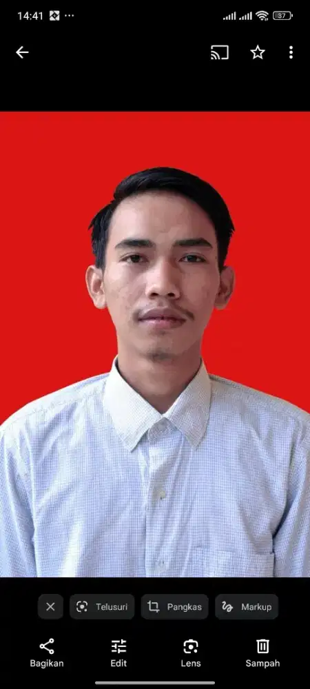 MENCARI PEKERJAAN DRIVER PRIBADI/KANTOR