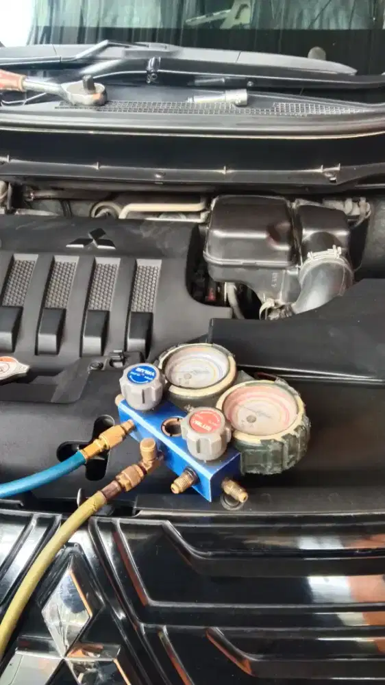 service AC mobil panggilan surabaya