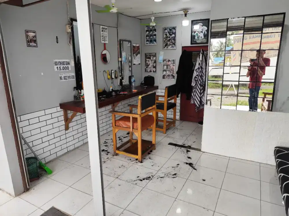 DI CARI TUKANG CUKUR