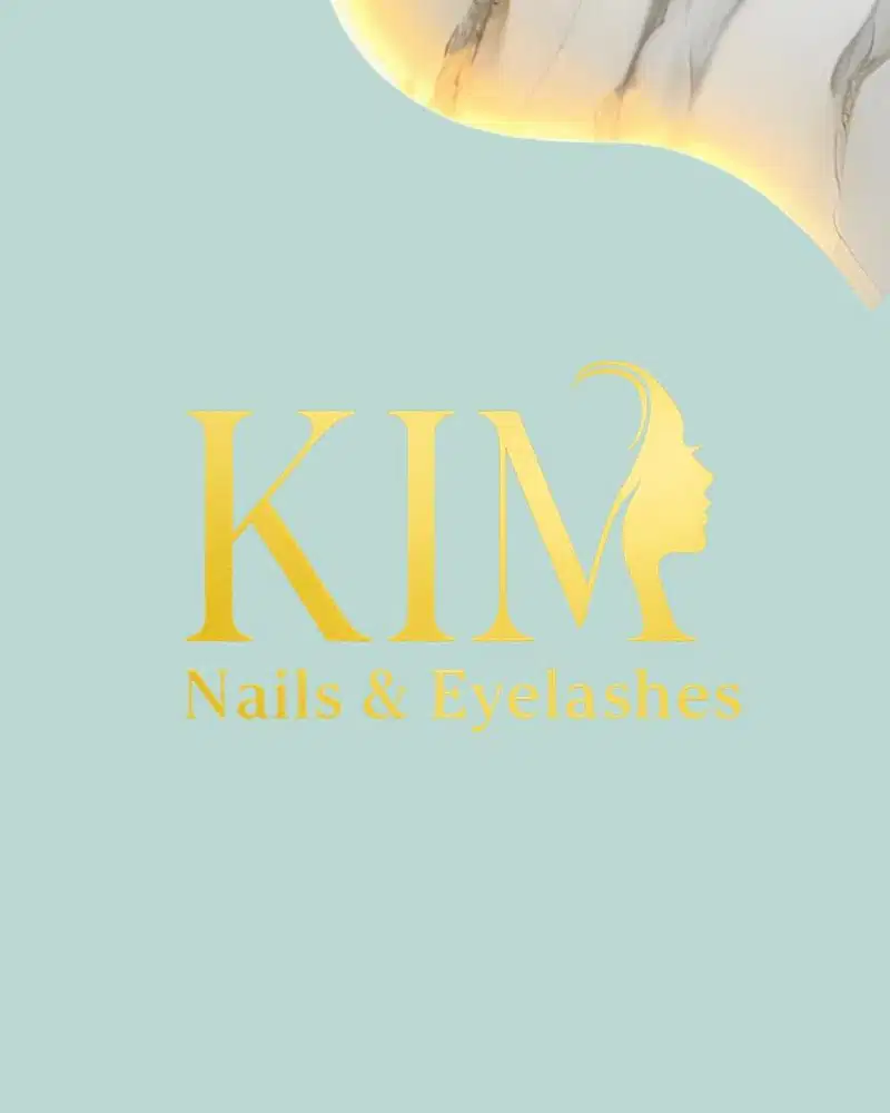 Kim Nails & Eyelashes
