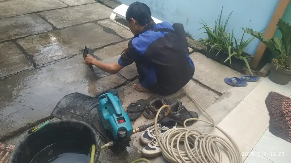 Jasa cek mesin cuci,kulkas & isi freon Bergaransi