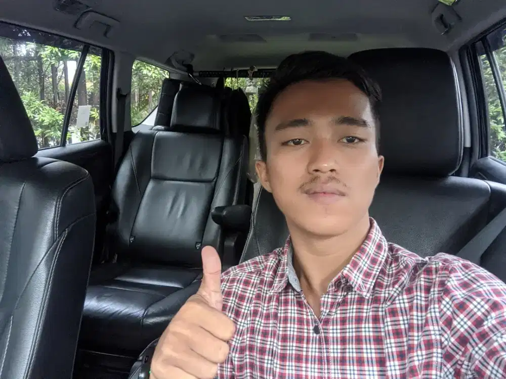 Jasa driver harian/ Cari kerja supir pribadi
