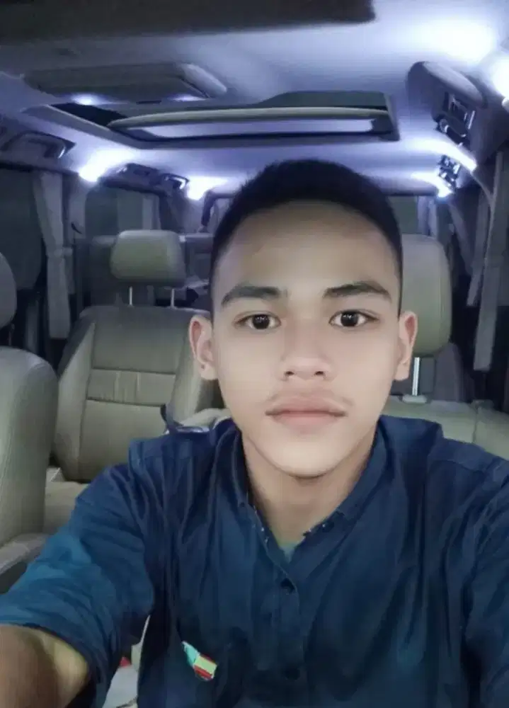 Mencari lowongan kerja supir/driver.