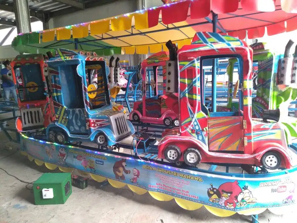 KERETA PANGGUNG TRUK
