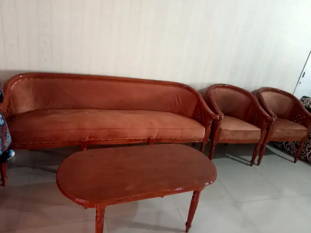Custom dan Jasa servise sofa