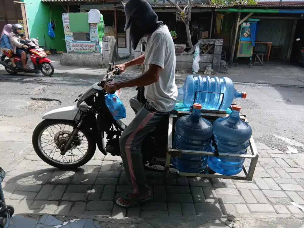 Borongan kirim air  galon