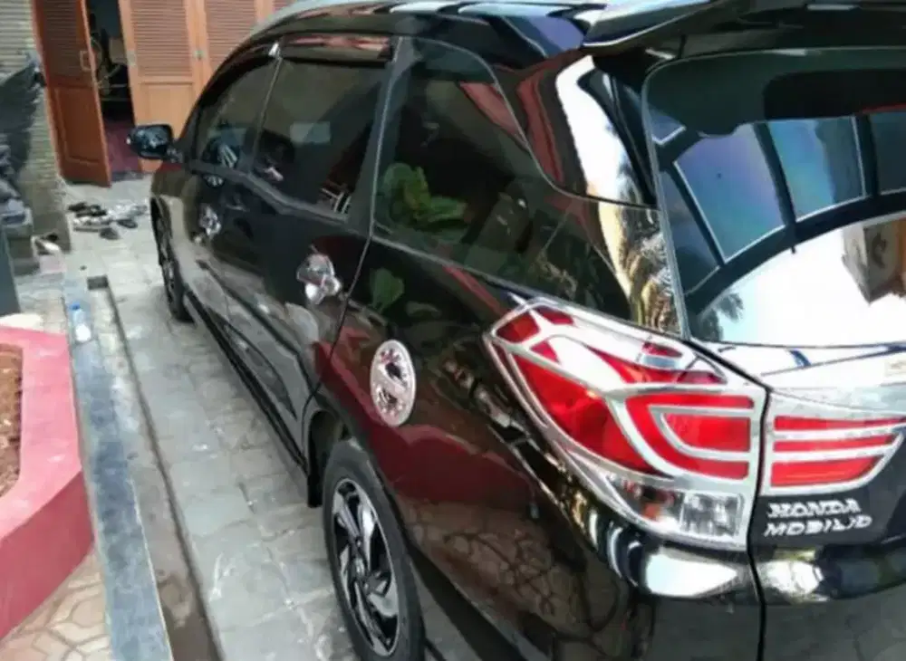 jasa poles mobil dan rumahan siap otw ke lokasi