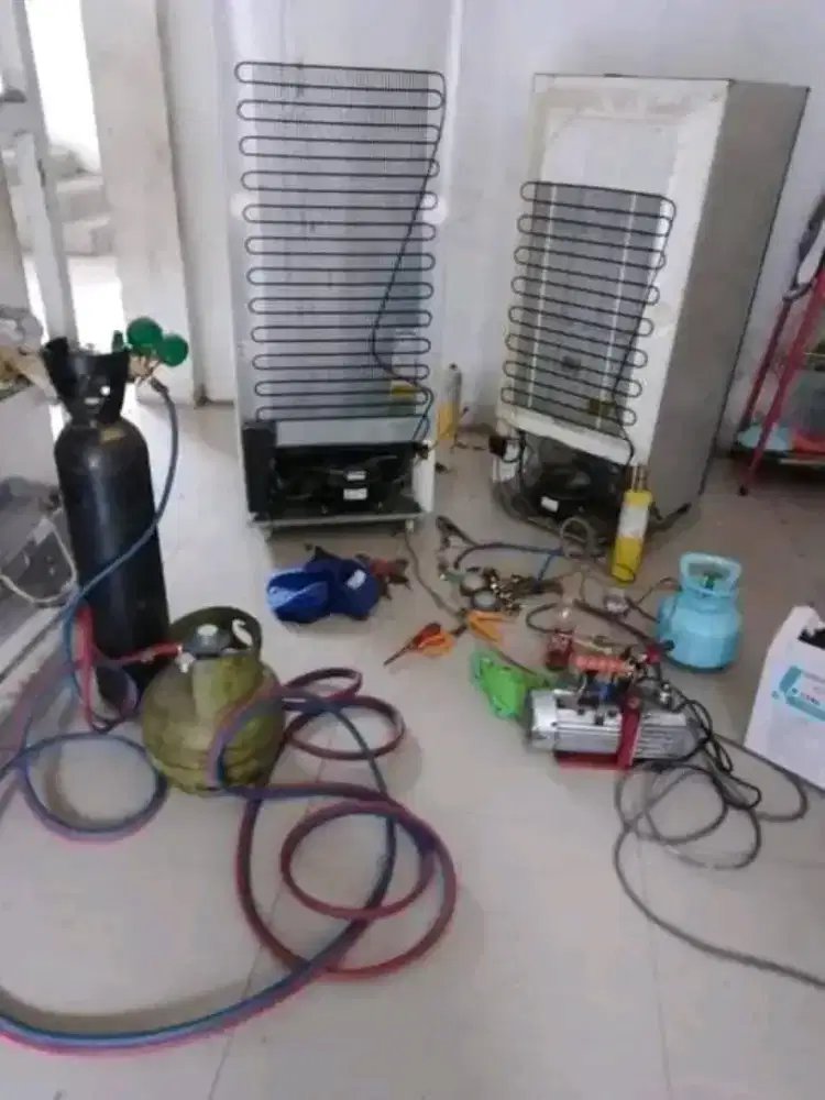 Jasa service ac, kulkas, mesin cuci, pompa air, dan bongkar pasang ac