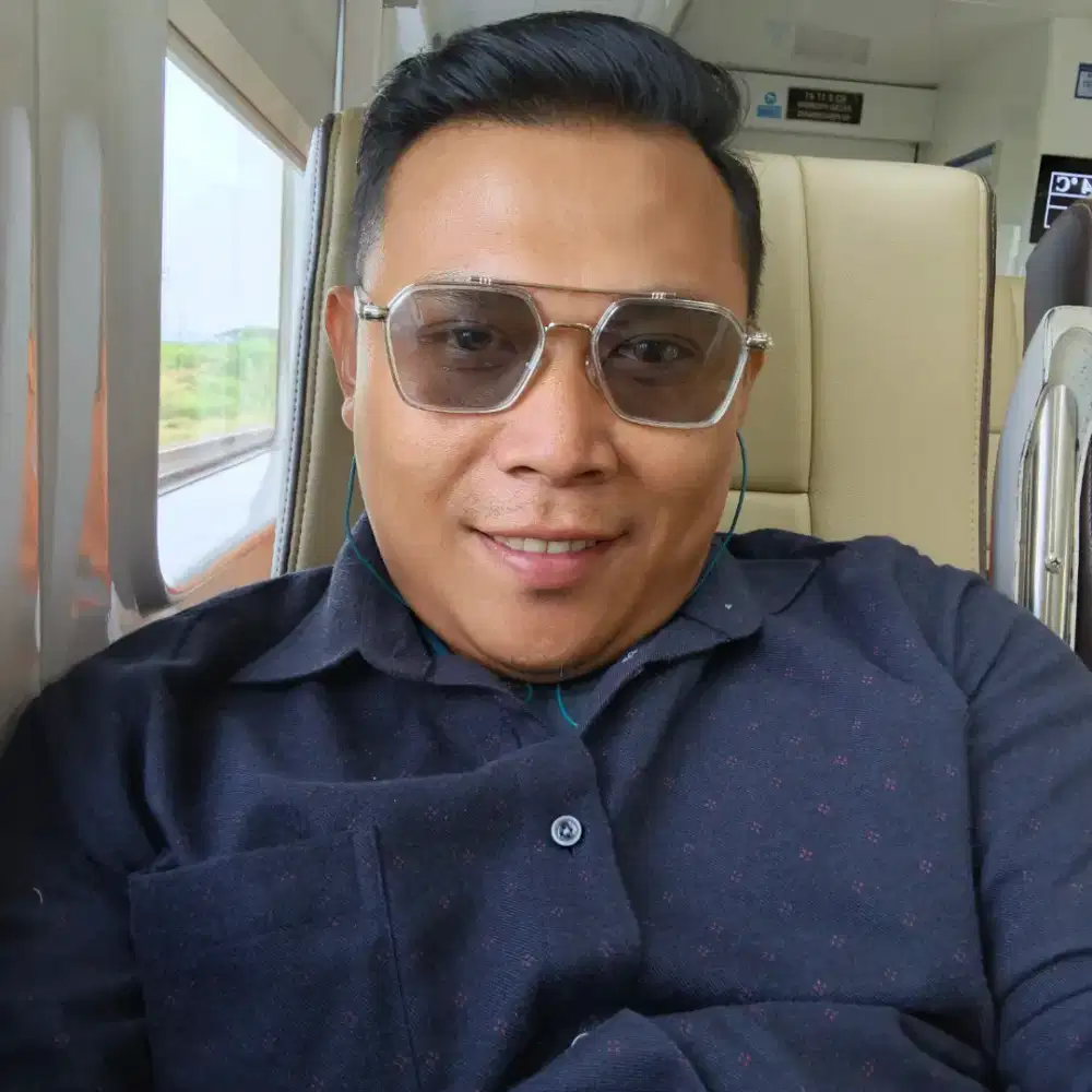 Cari pekerjaan driver pribadi dan asisten/bodguard pribadi