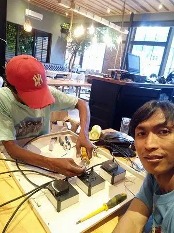 tehniksi tukang listrik panggilan konsletan maupun intalasi baru