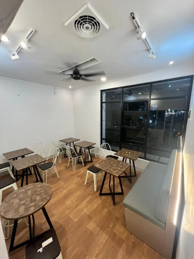 Crew cafe & barista