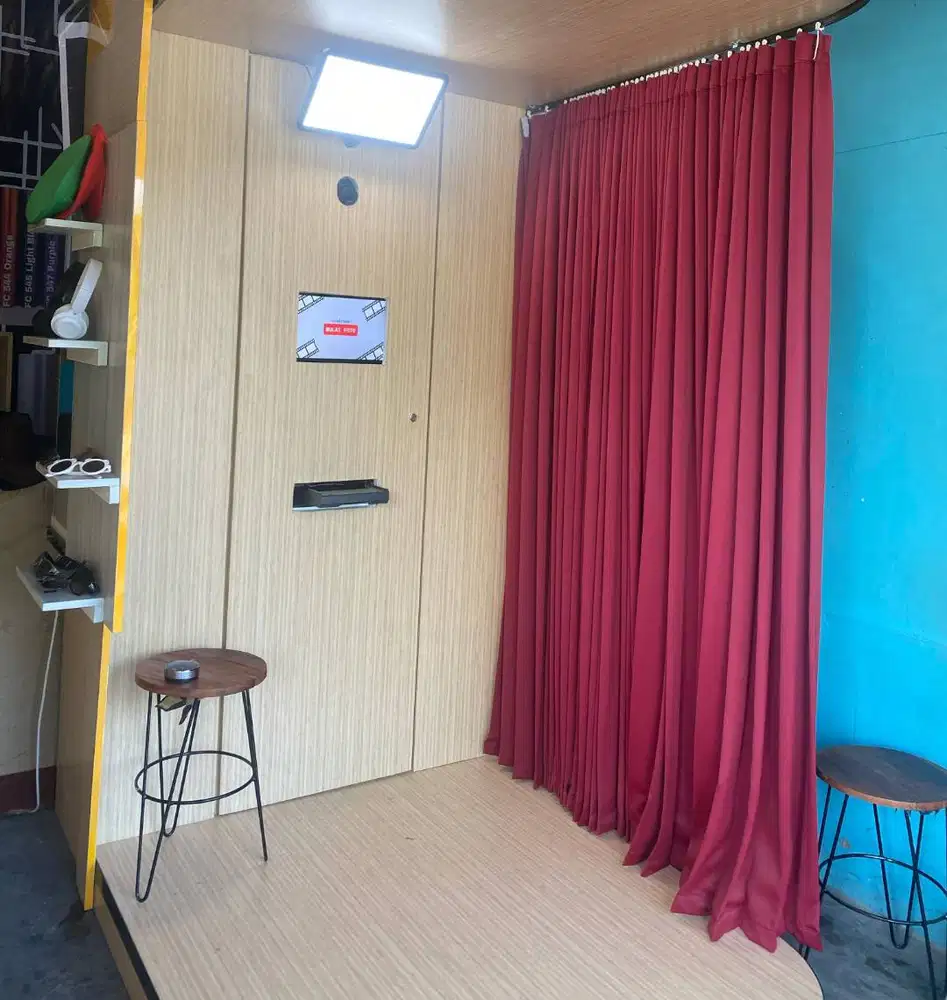 Kasir dan Operator Fotobooth