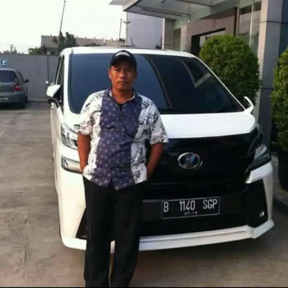 Saya sedang mencari kerja driver pribadi
