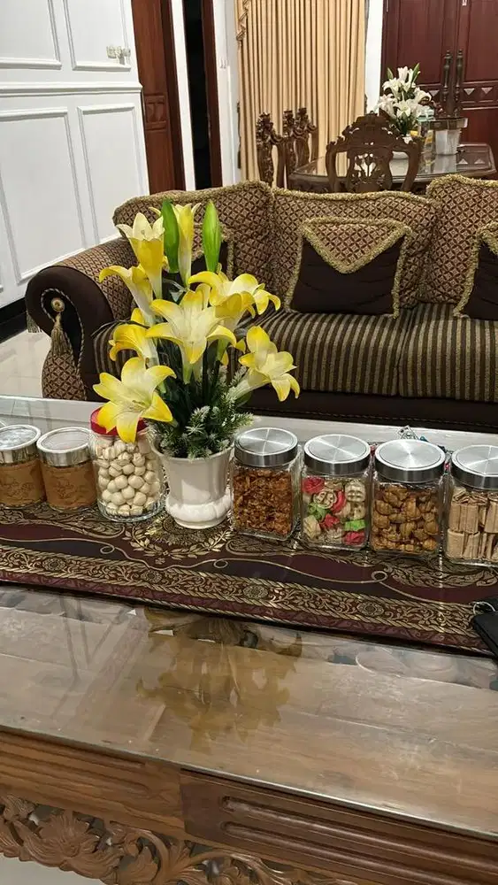 dicari ART menginap
