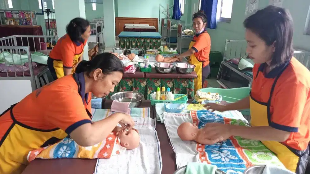 Lowongan penjaga bayi