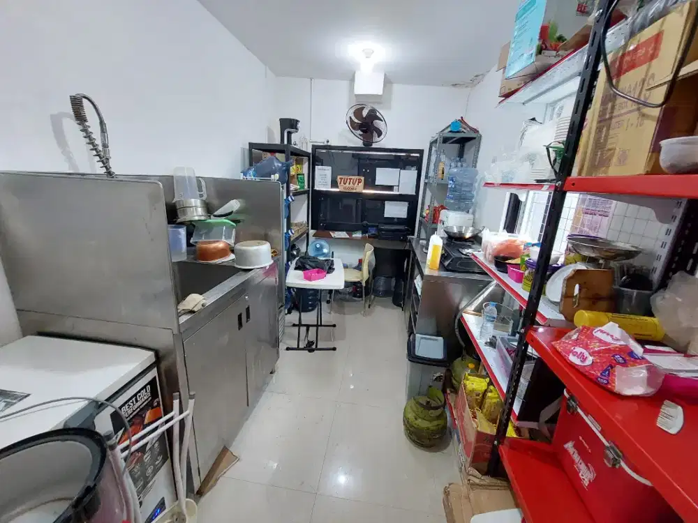 Jaga warung dan warkop