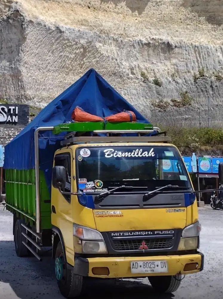 Jasa angkut barang truk