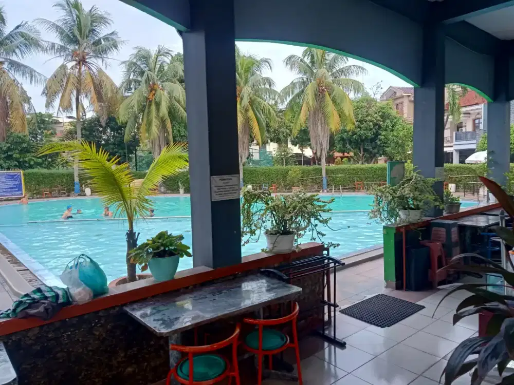 Lowongan Kerja Pembersih Kolam Renang