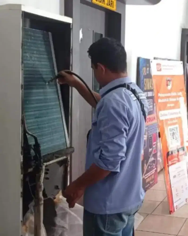 Jasa pasang AC, seeviskulkas, mesin cuci, pompa air, dispenser,dll