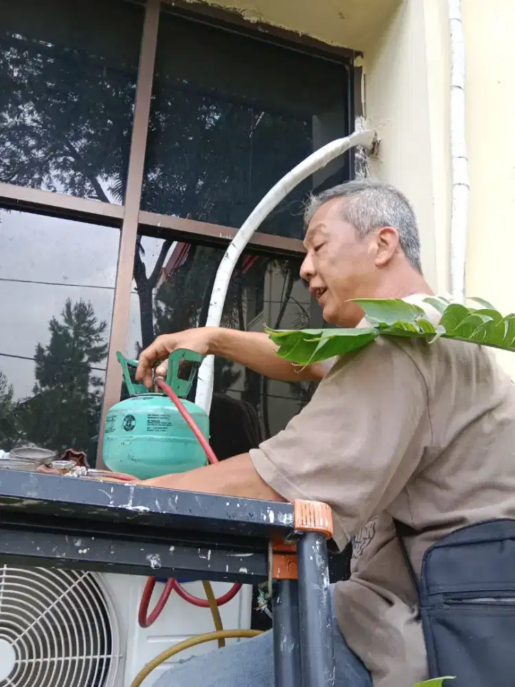 Helper ac  kulkas m cuci dll