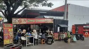 LOWONGAN KERJA STAND SEBLAK