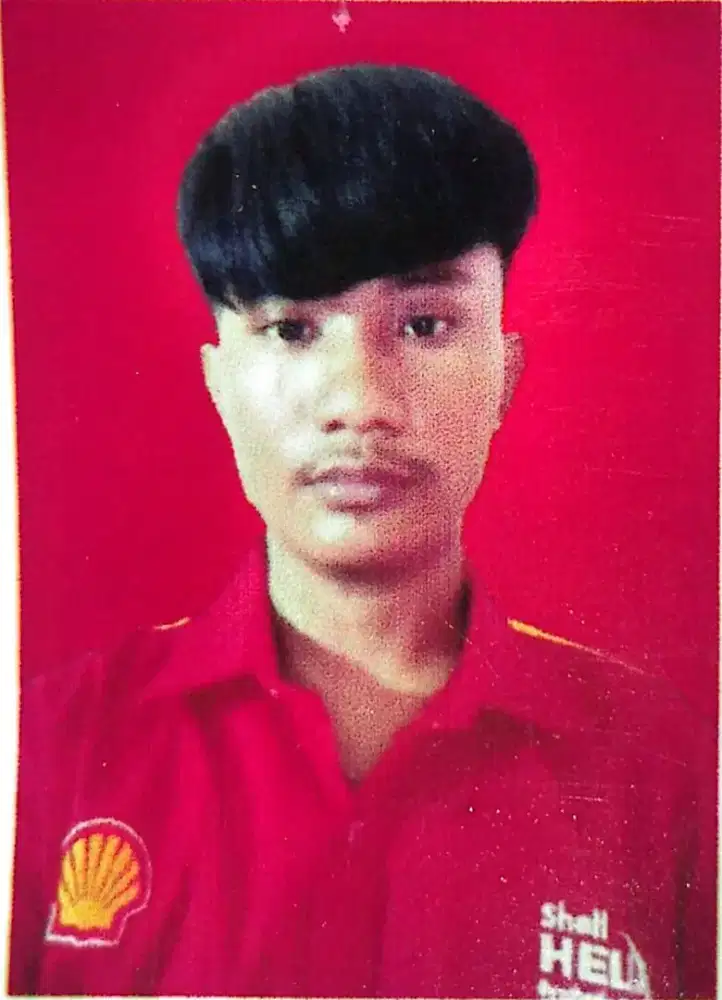Cari pekerjaan sebagai mekanik mobil