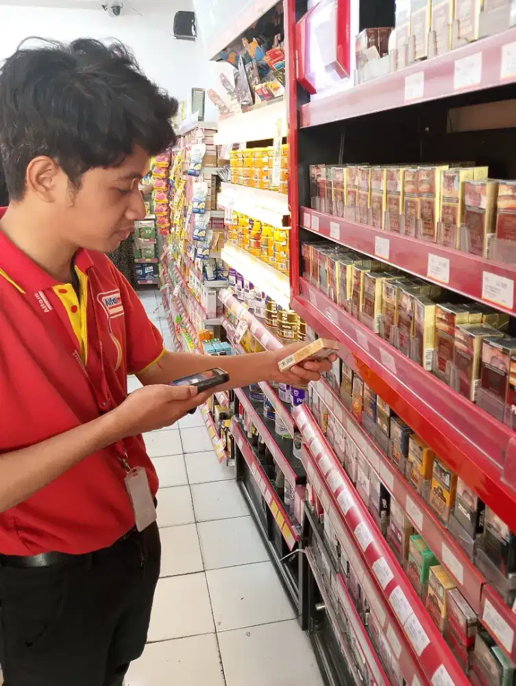 mencari pekerjaan
