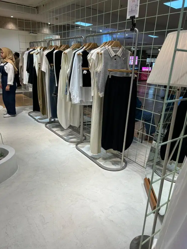 dibutuhkan tukang potong , tukang pola , tukang jahit untuk konveksi