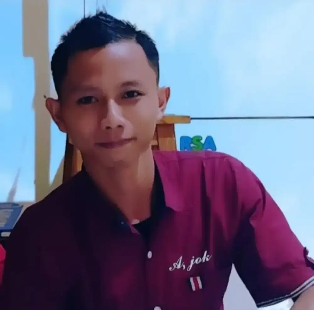 Mencari kerjaan.