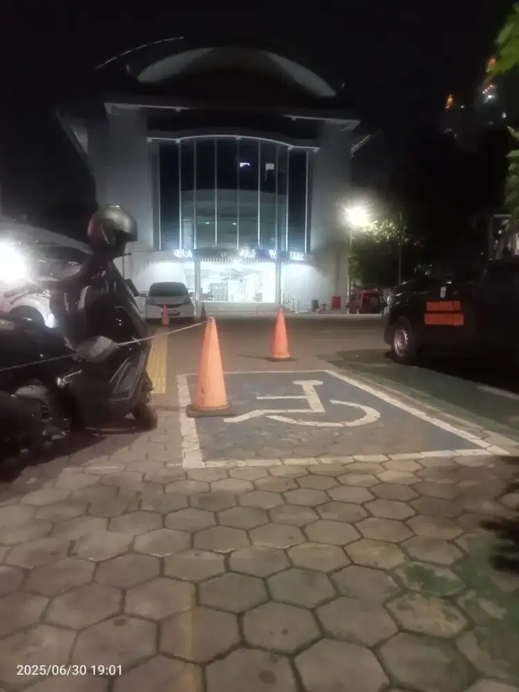 Mencari lowongan pekerjaan