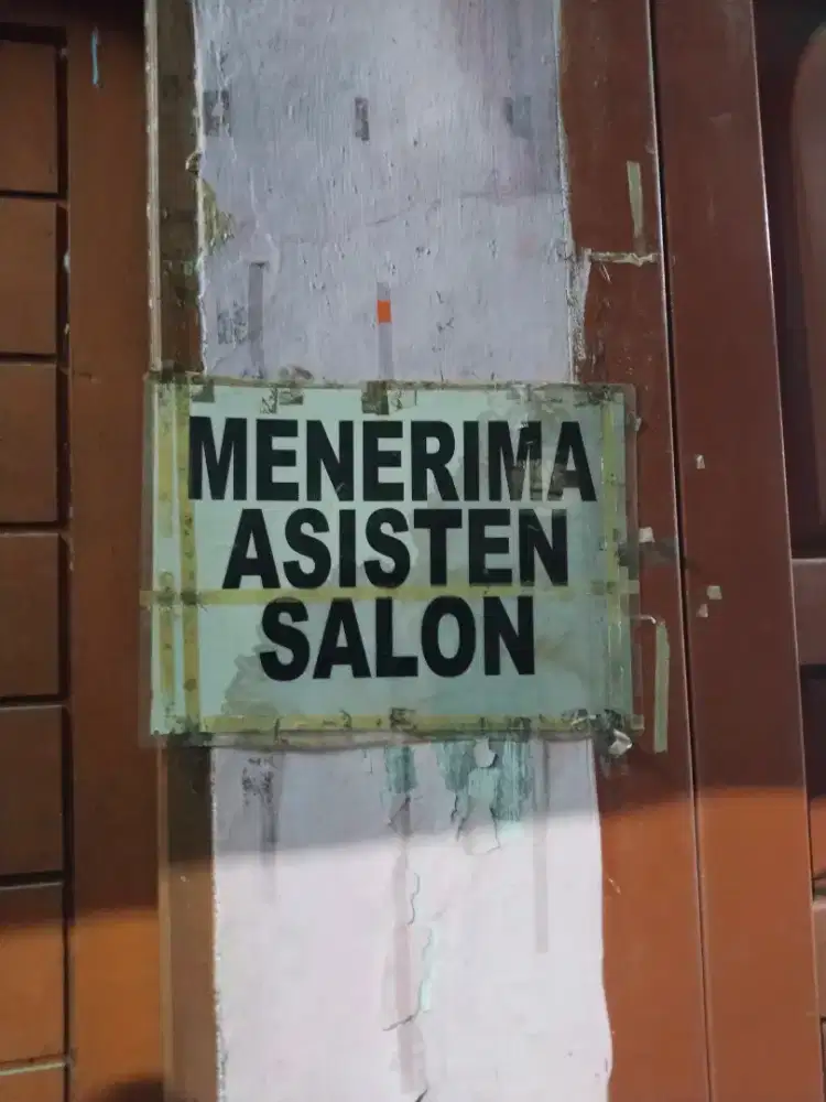 Dibutuhkan karyawan salon