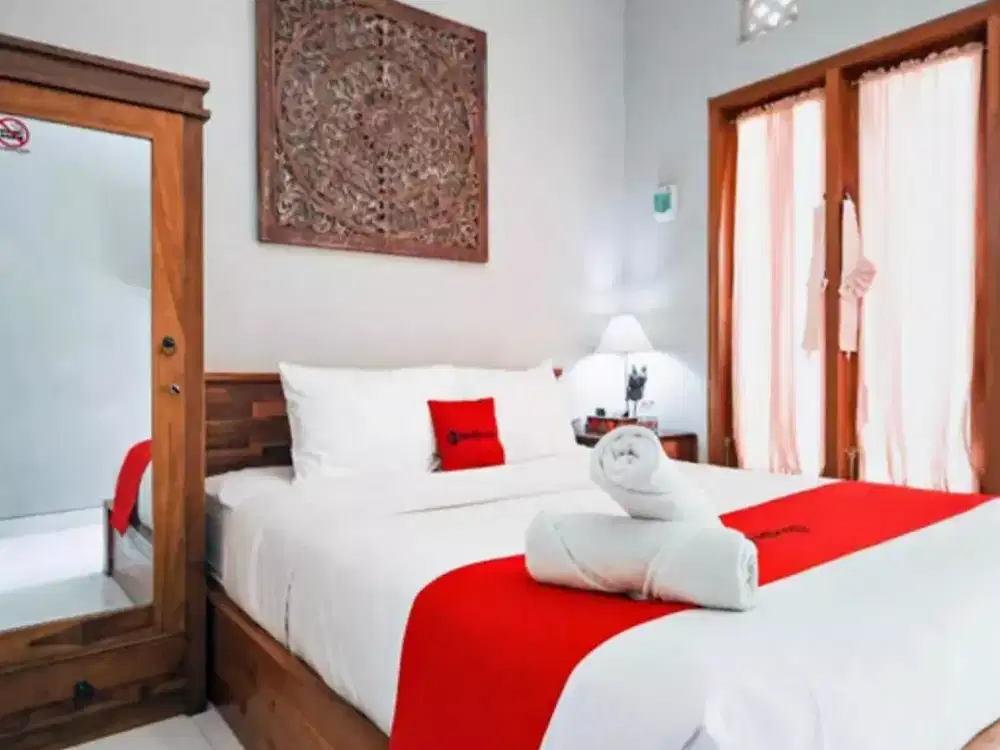 Karyawati penginapan/hotel