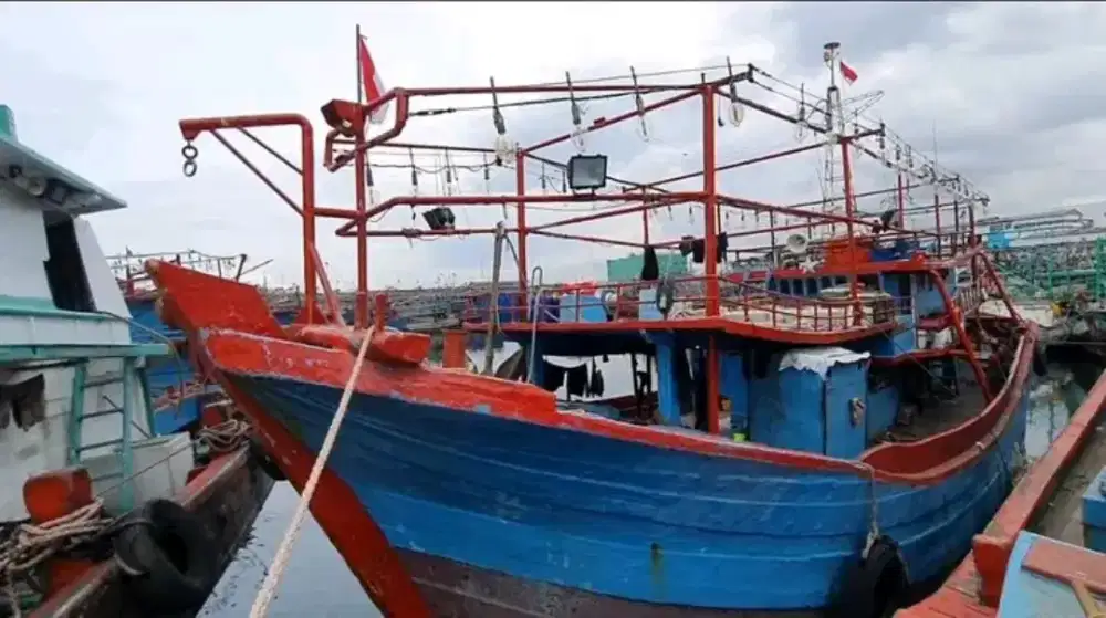 Butuh yang serius kerja kurang 2 orang lagi buat abk kapal cumi