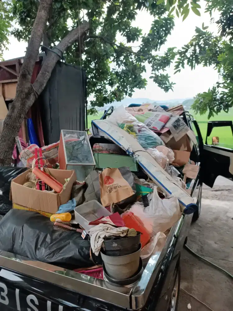Jasa buang barang